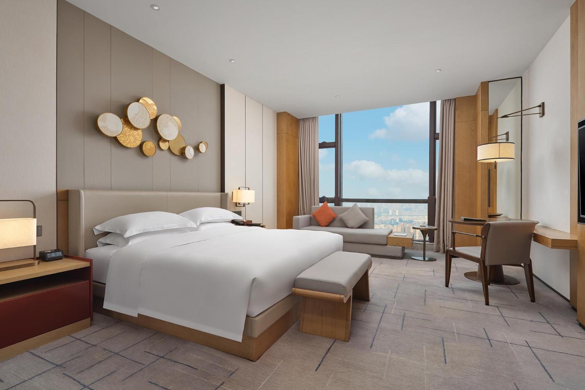 Dongguan Dongcheng International Hotel - Free Shuttle Buses For Executive Room Guests During Canton Fair Exterior photo